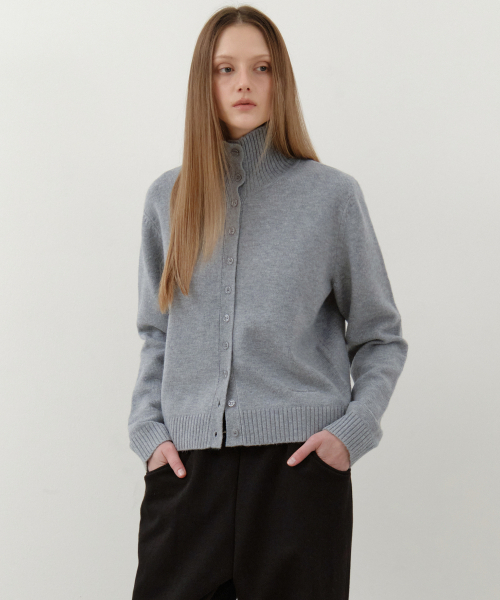 WEDNESDAYOASISFORWOMEN(ウェンズデー オアシス フォー ウーマン)の「ルネ ウールブレンド ニットカーディガン_GRAY(WC25-KN50)(カーディガン/ボレロ・レディース・ライトグレー・OS)」の2枚目の写真