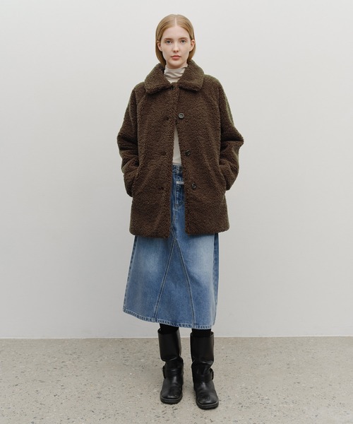MARITHE + FRANCOIS GIRBAUD(マリテフランソワジルボー)の「W MID SHEERING FUR COAT(ブルゾン・レディース・ダークブラウン/アイボリー・MEDIUM/SMALL)」の3枚目の写真