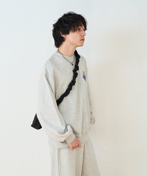 kaoyorinakami（カオヨリナカミ）の「rabbit sweat / ラビットスウェット（スウェット・メンズ・ブラック/グレー・SMALL/MEDIUM/LARGE/X-LARGE）」の8枚目の写真