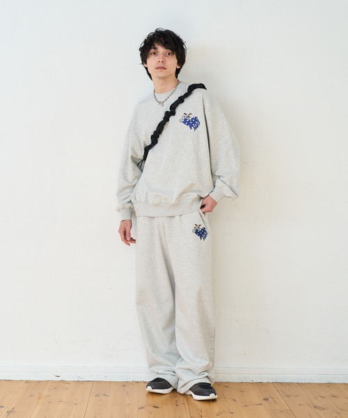 kaoyorinakami（カオヨリナカミ）の「rabbit sweat / ラビットスウェット（スウェット・メンズ・ブラック/グレー・SMALL/MEDIUM/LARGE/X-LARGE）」の7枚目の写真