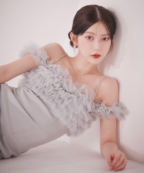 sugar nine(シュガーナイン)の「【ワンピース】ボリュームレースオフショルマーメイドミディアムワンピース(ワンピース・レディース・アイボリー/グレー・LARGE/MEDIUM/SMALL)」の9枚目の写真
