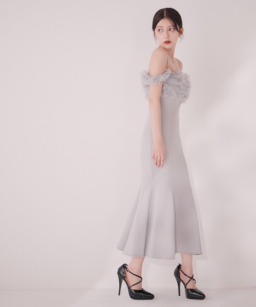 sugar nine(シュガーナイン)の「【ワンピース】ボリュームレースオフショルマーメイドミディアムワンピース(ワンピース・レディース・アイボリー/グレー・LARGE/MEDIUM/SMALL)」の16枚目の写真
