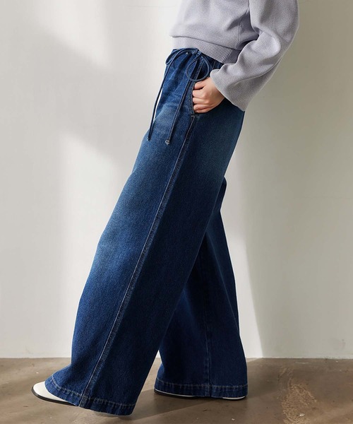 VIS（ビス）の「ベルト付きワイドシルエットデニムパンツ（デニムパンツ・レディース・ブルー系その他6/ブルー・M/S/SS）」の2枚目の写真