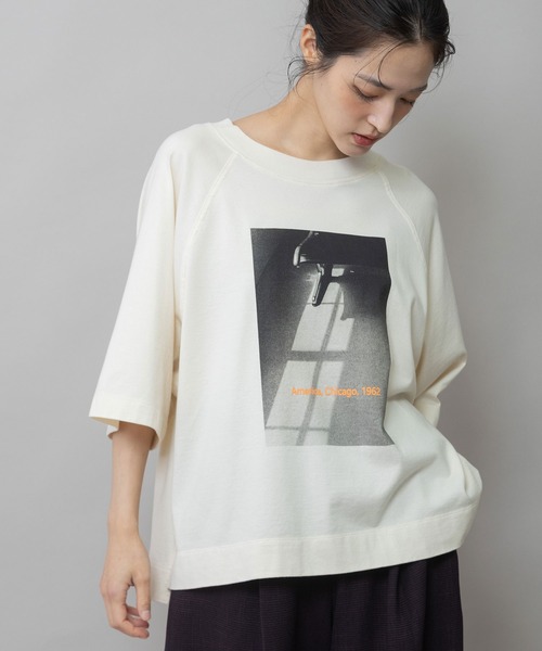 Munich（ミューニック）の「コットンジャージフォトプリントTシャツ（Tシャツ/カットソー・レディース・ホワイト/アイボリー・FREE）」の2枚目の写真