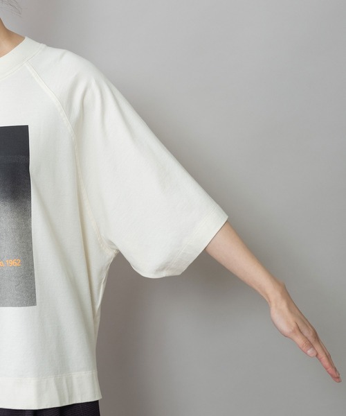 Munich（ミューニック）の「コットンジャージフォトプリントTシャツ（Tシャツ/カットソー・レディース・ホワイト/アイボリー・FREE）」の17枚目の写真