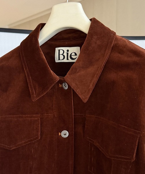 Bie(ビエ)の「ストレッチコーデュロイジャケット(その他アウター・レディース・ライトブラウン/ブラウン・M/S)」の22枚目の写真