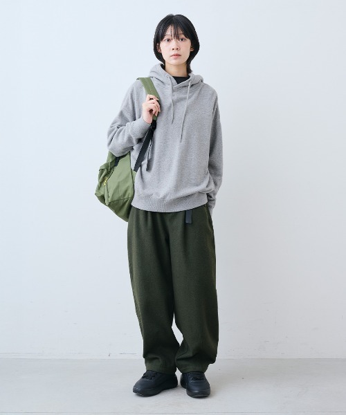 THREE FIFTY STANDARD(スリーフィフティースタンダード)の「THREE FIFTY STANDARD トンプキン裏毛のベーシックなスウェットパーカー〈杢グレー〉(パーカー・レディース・杢グレー・M/L/LL/3L)」の3枚目の写真