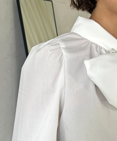 prose verse（プロズヴェール）の「【SAPON】前後2WAYパフスリーブリボンタイブラウス（シャツ/ブラウス・レディース・オフホワイト/ブルー系その他・MEDIUM/LARGE）」の17枚目の写真