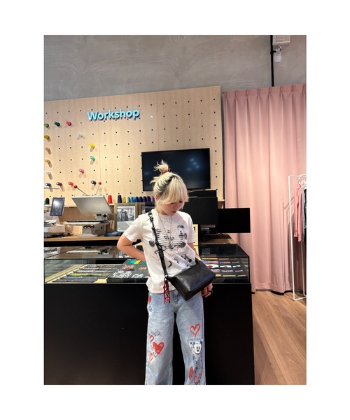 Desigual(デシグアル)の「ミッキー&ミニー グラフィック ハートTシャツ ディズニー(Tシャツ/カットソー・レディース・レッド/ホワイト・S/M/L/XL/XS)」の13枚目の写真