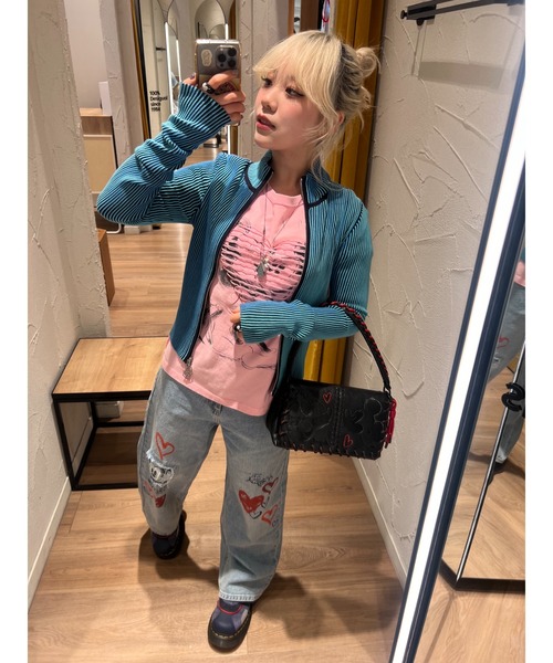 Desigual(デシグアル)の「ミッキー&ミニー グラフィック ハートTシャツ ディズニー(Tシャツ/カットソー・レディース・レッド/ホワイト・S/M/L/XL/XS)」の18枚目の写真