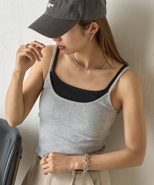 COLONY 2139(コロニートゥーワンスリーナイン)の「カップ付きレイヤードテレコキャミ(キャミソール・レディース・グレー/ブルー/ブラック/ベージュ・FREE)」の1枚目の写真