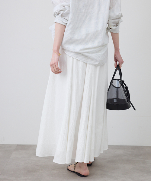 SLOBE IENA（スローブイエナ）の「ナイロンワッシャー切り替えギャザースカート（スカート・レディース・ベージュ/ブラック/ホワイト・FREE）」の21枚目の写真