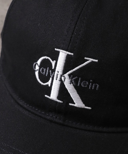 Calvin Klein（カルバン・クライン）の「【Calvin Klein/カルバンクライン】MONOGRAM EMBROIDERY BASEBALL CAP/モノグラム エンブロイダリー ベースボールキャップ（キャップ・メンズ・ホワイト/ブラック・ONE SIZE）」の10枚目の写真