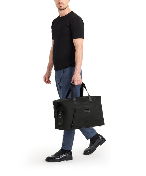 TUMI(トゥミ)の「TUMI ALPHA(アルファ) ダブル・エクスパンション・ダッフル(ボストンバッグ・メンズ・ブラック・FREE)」の2枚目の写真