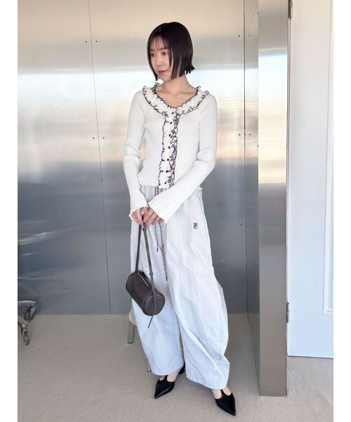 LAGUNAMOON(ラグナムーン)の「リブフリルカーデニットプルオーバー(ニット/セーター・レディース・ライトブルー/ブラウン/ホワイト・FREE)」の16枚目の写真