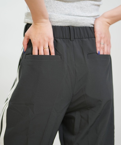 adidas(アディダス)の「adidas/アディダス W コミューターストレッチテーパードパンツ UPF50+ MLU18(その他パンツ・レディース・ブラック/ベージュ・M/L)」の9枚目の写真