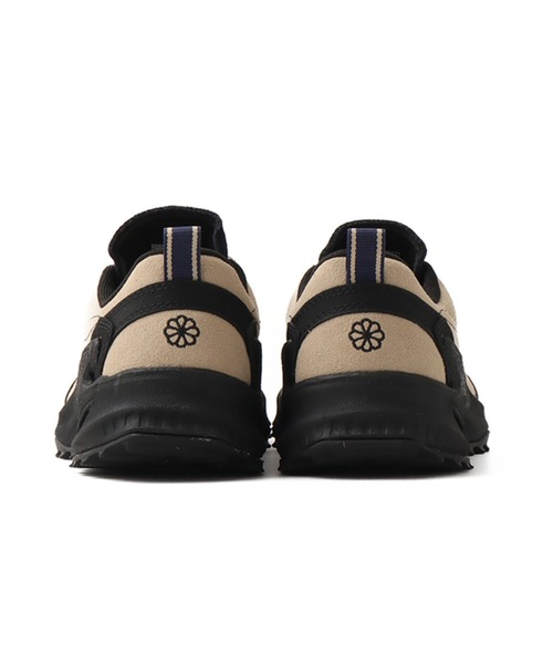 KEEN(キーン)の「KEEN JASPER ZIONIC / キーン ジャスパー ザイオニック(スニーカー・レディース・ベージュ・23.0cm/23.5cm/24.0cm/24.5cm/25.0cm)」の3枚目の写真