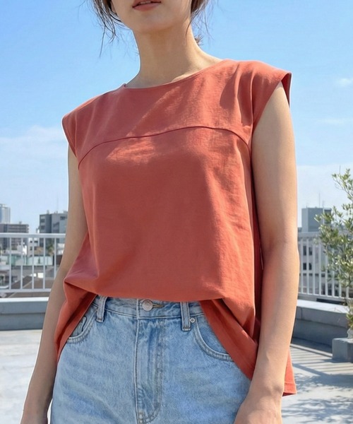 Belta attrice(ベルタアトリーチェ)の「【接触冷感/上品な艶感】ダブルシルケットコットン ペプラム ノースリーブ トップス / 体型カバー フレアカットソー/袖なし(Tシャツ/カットソー・レディース・ブラック/ブルー/オレンジ/ラベンダー・FREE)」の5枚目の写真