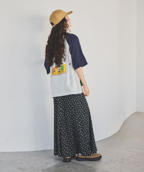 niko and...(ニコアンド)の「ハイカロリーラグランTシャツ(Tシャツ/カットソー・レディース・ブルー/ネイビー/パープル/グリーン・MEDIUM/LARGE)」の8枚目の写真