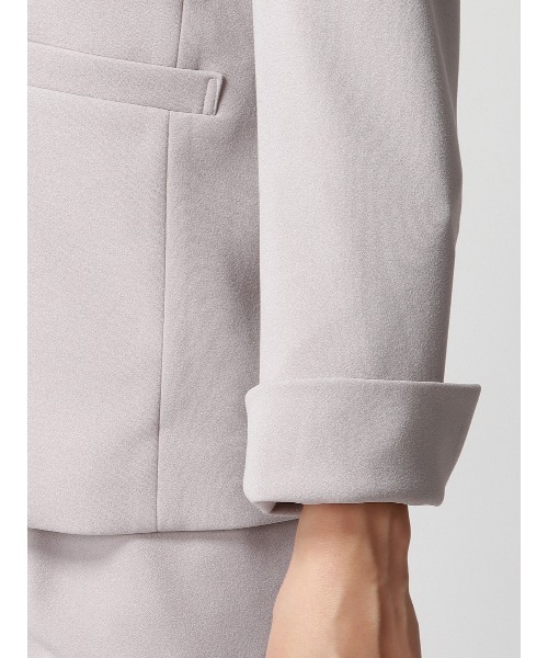 SUIT SQUARE（スーツスクエア）の「【2点セット】ジャケット＆パンツセットアップ ハンドウォッシュ ハイストレッチジョーゼット 無地（スーツセット・レディース・グレー/グレイッシュベージュ/ネイビー・42(13号)/40(11号)/38(9号)/36(7号)）」の20枚目の写真