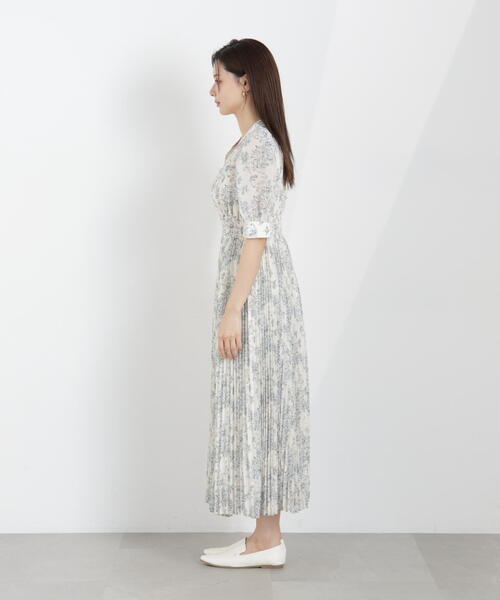 PROPORTION BODY DRESSING（プロポーションボディドレッシング）の「花柄プリーツワンピース / 1216140311（ワンピース・レディース・ブラック/ホワイト系その他・MEDIUM/P/S）」の8枚目の写真