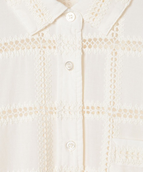 LEPSIM（レプシィム）の「スクエア刺繍シャツチュニック　639398（シャツ/ブラウス・レディース・アイボリー/ブラック・FREE）」の16枚目の写真