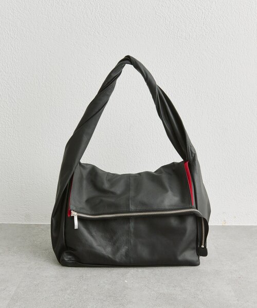 ear PAPILLONNER（イアパピヨネ）の「【kawa-kawa(カワカワ)】NO1556 0.8ビッグショルダーバッグ（ショルダーバッグ・レディース・ブラック・FREE）」の17枚目の写真