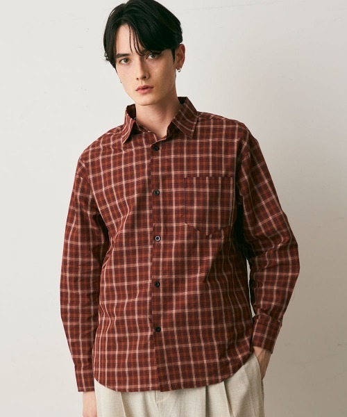 Shoowtime(ショウタイム)の「Cropped Check Shirt / クロップド丈チェックシャツ(シャツ/ブラウス・メンズ・レッド系/ベージュ系/ネイビー・MEDIUM/LARGE/X-LARGE)」の3枚目の写真