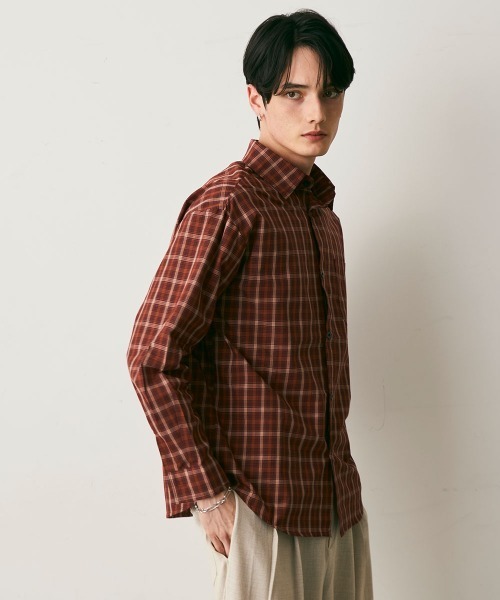 Shoowtime(ショウタイム)の「Cropped Check Shirt / クロップド丈チェックシャツ(シャツ/ブラウス・メンズ・レッド系/ベージュ系/ネイビー・MEDIUM/LARGE/X-LARGE)」の13枚目の写真