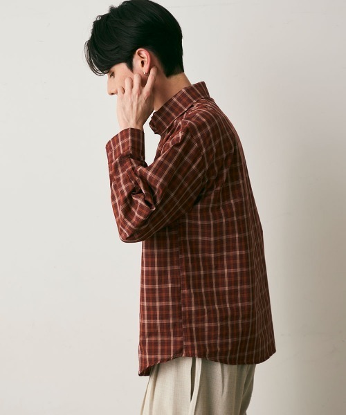 Shoowtime(ショウタイム)の「Cropped Check Shirt / クロップド丈チェックシャツ(シャツ/ブラウス・メンズ・レッド系/ベージュ系/ネイビー・MEDIUM/LARGE/X-LARGE)」の15枚目の写真