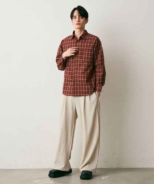 Shoowtime(ショウタイム)の「Cropped Check Shirt / クロップド丈チェックシャツ(シャツ/ブラウス・メンズ・レッド系/ベージュ系/ネイビー・MEDIUM/LARGE/X-LARGE)」の21枚目の写真
