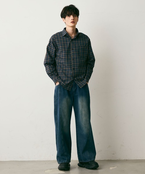 Shoowtime(ショウタイム)の「Cropped Check Shirt / クロップド丈チェックシャツ(シャツ/ブラウス・メンズ・レッド系/ベージュ系/ネイビー・MEDIUM/LARGE/X-LARGE)」の5枚目の写真