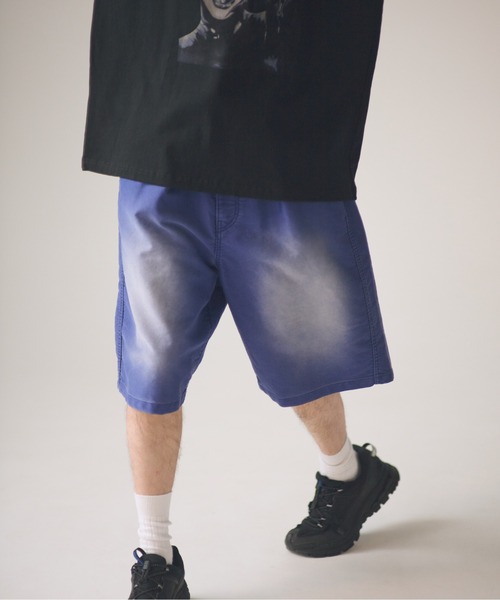 ADAM PATEK(アダムパテック)の「ADAMPATEK/blasted light moleskin wide shorts/ライトモールスキンショートパンツ(その他パンツ・メンズ・ブラック/ブルー・2/1)」の4枚目の写真