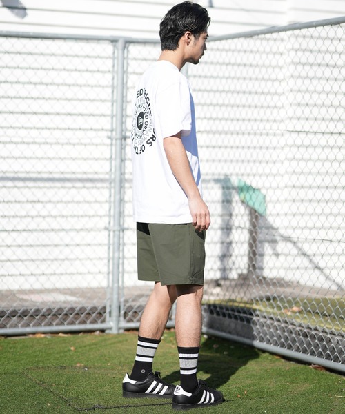 NEW ERA(ニューエラ)の「NEW ERA/ニューエラ 半袖 Tシャツ バックプリント コットン Circle ロゴ(Tシャツ/カットソー・メンズ・ホワイト/ダークグレー/クリーム/ブラック・XL/XXL/M/L)」の9枚目の写真