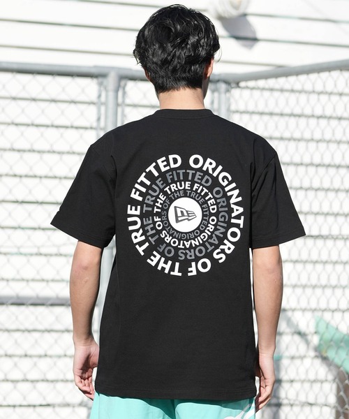 NEW ERA(ニューエラ)の「NEW ERA/ニューエラ 半袖 Tシャツ バックプリント コットン Circle ロゴ(Tシャツ/カットソー・メンズ・ホワイト/ダークグレー/クリーム/ブラック・XL/XXL/M/L)」の11枚目の写真