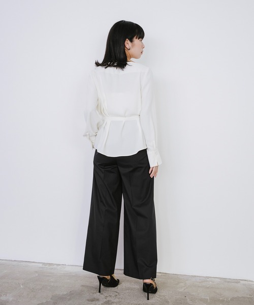 Sirin(シリン)の「ダブルクロスドレープブラウス(シャツ/ブラウス・レディース・ピンクベージュ/ライトブルー/オフホワイト/ネイビー・FREE)」の22枚目の写真
