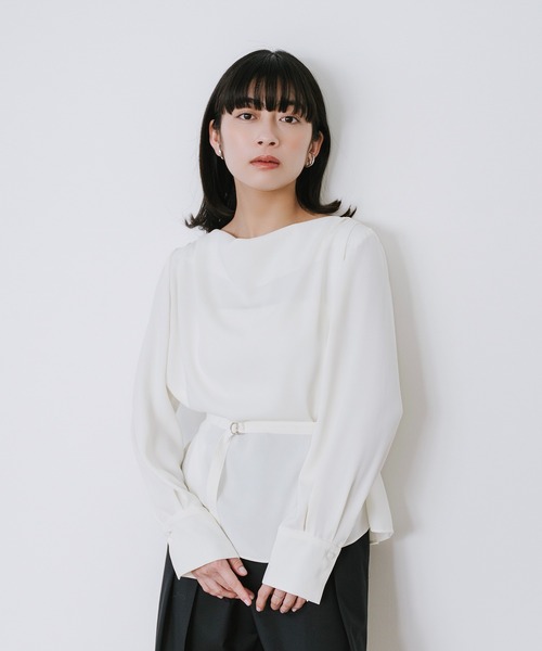 Sirin(シリン)の「ダブルクロスドレープブラウス(シャツ/ブラウス・レディース・ピンクベージュ/ライトブルー/オフホワイト/ネイビー・FREE)」の19枚目の写真