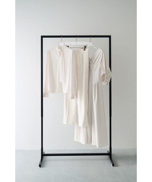 Her lip to（ハーリップトゥー）の「Long Tie Slit Blouse（シャツ/ブラウス・レディース・ライトグレー/オフホワイト・S/M）」の15枚目の写真