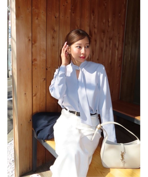 Her lip to（ハーリップトゥー）の「Long Tie Slit Blouse（シャツ/ブラウス・レディース・ライトグレー/オフホワイト・S/M）」の22枚目の写真