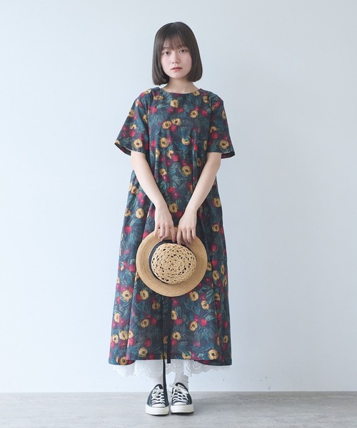 bulle de savon(ビュルデサボン)の「すももプリント ワンピース(ワンピース・レディース・ブラック・FREE)」の5枚目の写真