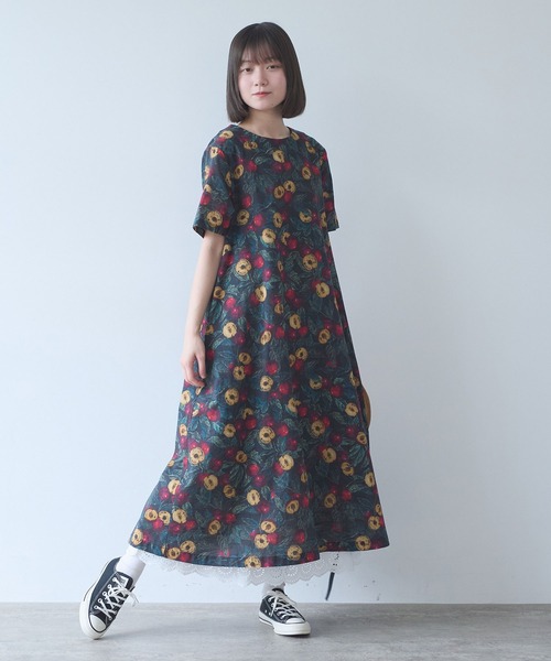 bulle de savon(ビュルデサボン)の「すももプリント ワンピース(ワンピース・レディース・ブラック・FREE)」の2枚目の写真