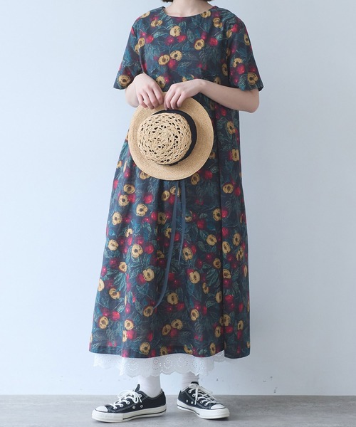 bulle de savon(ビュルデサボン)の「すももプリント ワンピース(ワンピース・レディース・ブラック・FREE)」の13枚目の写真