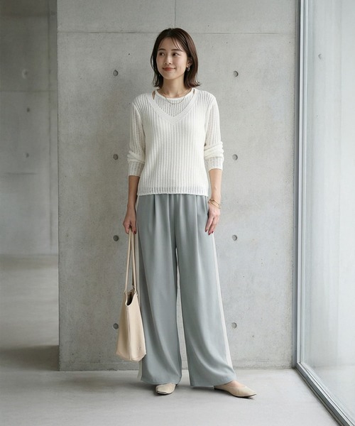 STYLE DELI（スタイルデリ）の「ドロスト裾サイドラインパンツ（その他パンツ・レディース・ブルーグレー・FREE）」の2枚目の写真