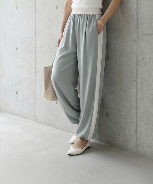 STYLE DELI（スタイルデリ）の「ドロスト裾サイドラインパンツ（その他パンツ・レディース・ブルーグレー・FREE）」の8枚目の写真