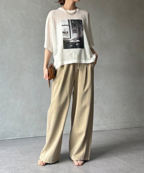 DouDou(ドゥドゥ)の「【WEB限定】プリントシアーニットプルオーバー(Tシャツ/カットソー・レディース・ネイビー/グレー/オフホワイト・FREE)」の5枚目の写真