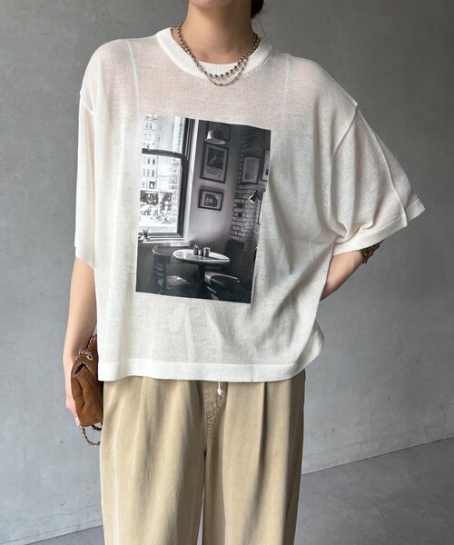 DouDou(ドゥドゥ)の「【WEB限定】プリントシアーニットプルオーバー(Tシャツ/カットソー・レディース・ネイビー/グレー/オフホワイト・FREE)」の11枚目の写真