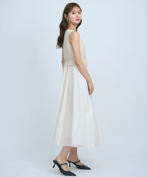 AND COUTURE(アンドクチュール)の「ショートジレレイヤードワンピース(ワンピース・レディース・ベージュ/カーキ/チャコールグレー・FREE)」の18枚目の写真