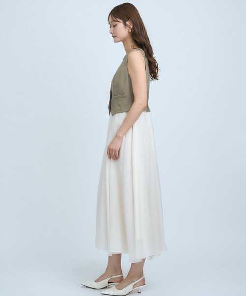 AND COUTURE(アンドクチュール)の「ショートジレレイヤードワンピース(ワンピース・レディース・ベージュ/カーキ/チャコールグレー・FREE)」の13枚目の写真