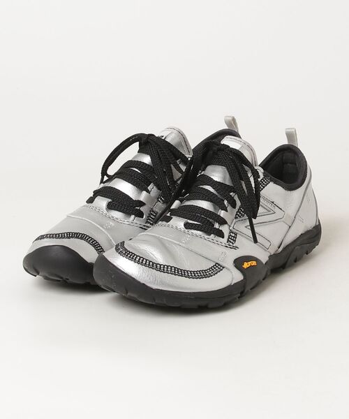 NEW BALANCE(ニューバランス)の「MT10O(スニーカー・メンズ・シルバー/ブラック・23.0cm/23.5cm/24.0cm/24.5cm/25.0cm/25.5cm/26.0cm/26.5cm/27.0cm/27.5cm/28.0cm/28.5cm/29.0cm/22.5cm)」の9枚目の写真