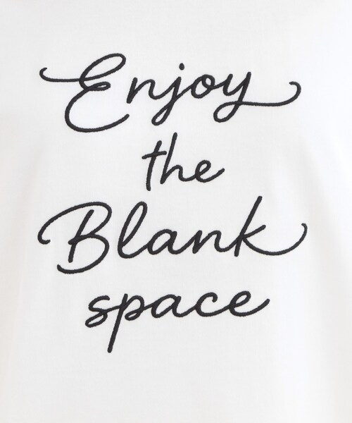 Reflect(リフレクト)の「【接触冷感】ラインアート刺繍Tシャツ(Tシャツ/カットソー・レディース・ホワイト系1/ホワイト系その他/ネイビー系・00)」の13枚目の写真